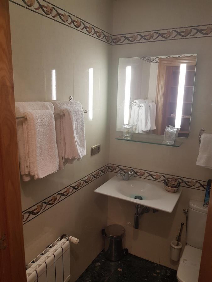 Hostal Ansonea Bera  Esterno foto