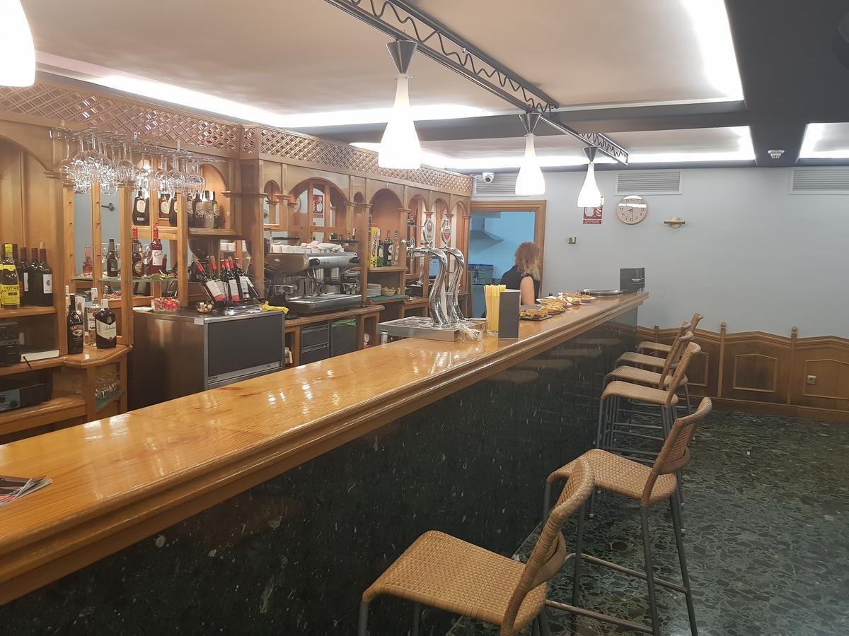 Hostal Ansonea Bera  Esterno foto